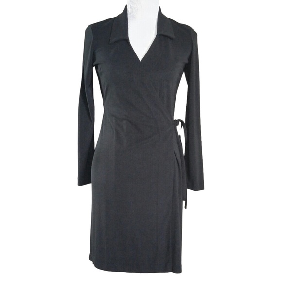 Old Navy Dresses & Skirts - OLD NAVY BLACK WRAP DRESS SMALL